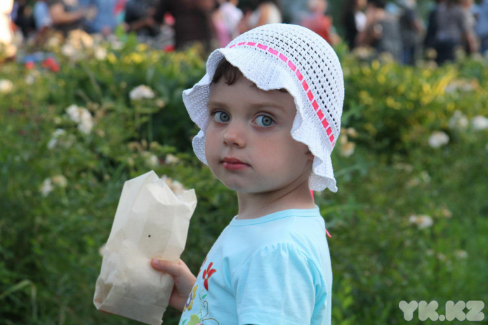 Сколько мы им платим